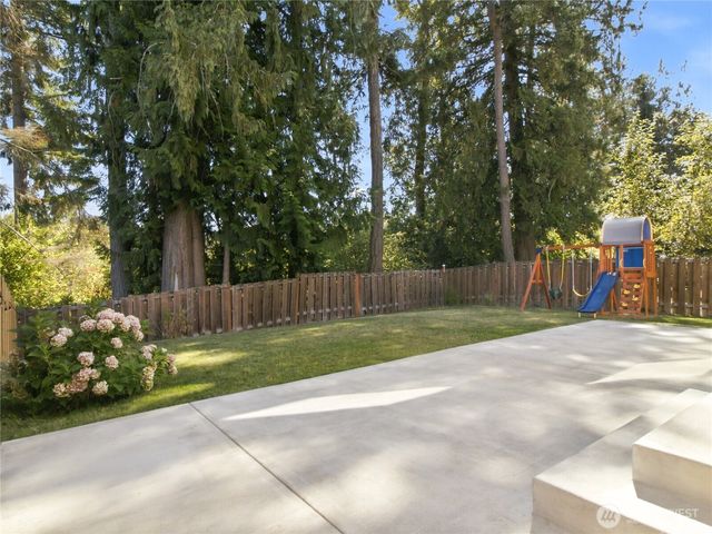 6302 Annette Court SE, Auburn, WA 98092