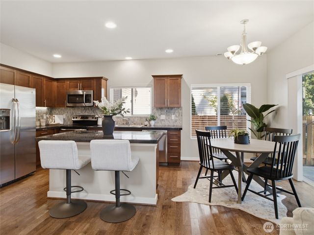 6302 Annette Court SE, Auburn, WA 98092