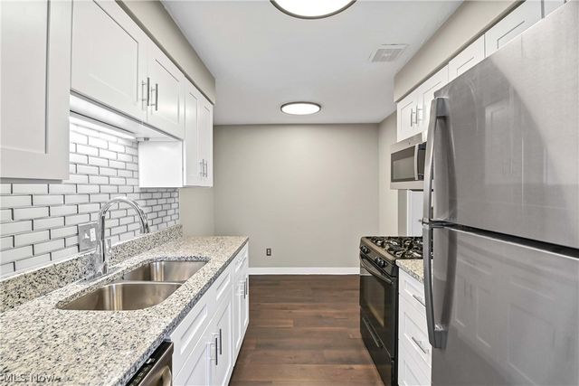 12900 Lake Avenue 1506, Lakewood, OH 44107