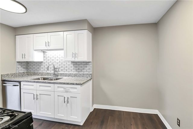 12900 Lake Avenue 1506, Lakewood, OH 44107