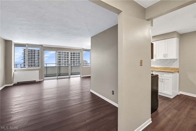 12900 Lake Avenue 1506, Lakewood, OH 44107