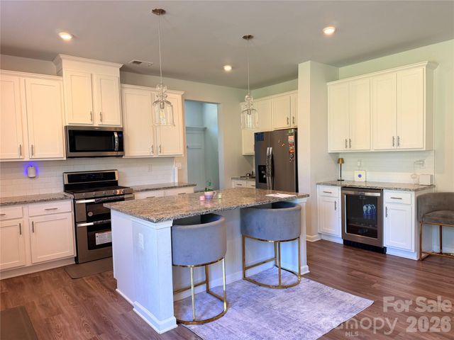 5002 Kinsbridge Drive, Mint Hill, NC 28227