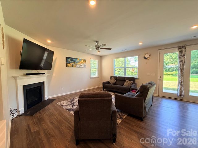 5002 Kinsbridge Drive, Mint Hill, NC 28227