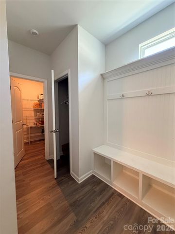 5002 Kinsbridge Drive, Mint Hill, NC 28227