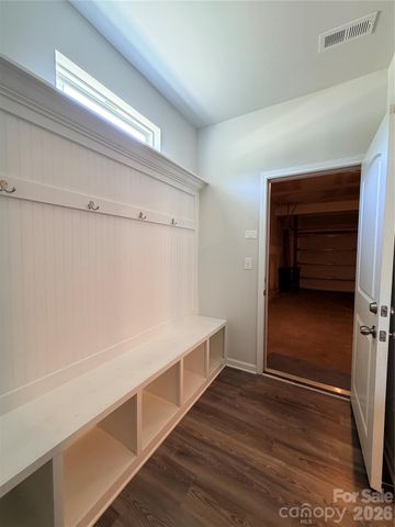 5002 Kinsbridge Drive, Mint Hill, NC 28227