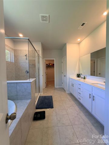 5002 Kinsbridge Drive, Mint Hill, NC 28227
