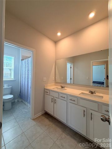 5002 Kinsbridge Drive, Mint Hill, NC 28227