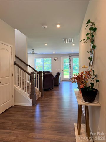 5002 Kinsbridge Drive, Mint Hill, NC 28227