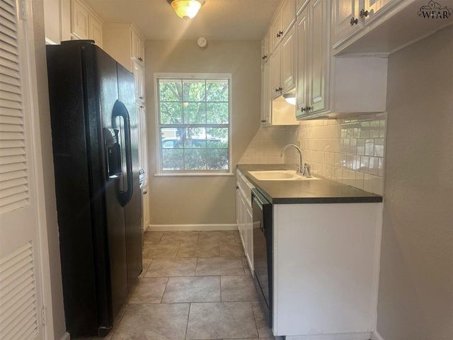 5119 PARKLANE DRIVE, Wichita Falls, TX 76310