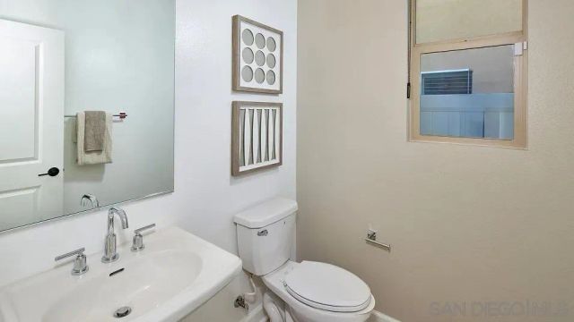 5567 Dora Way, Oceanside, CA 92057