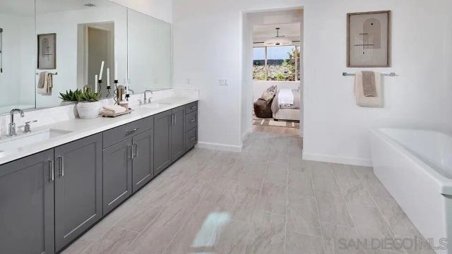 5567 Dora Way, Oceanside, CA 92057