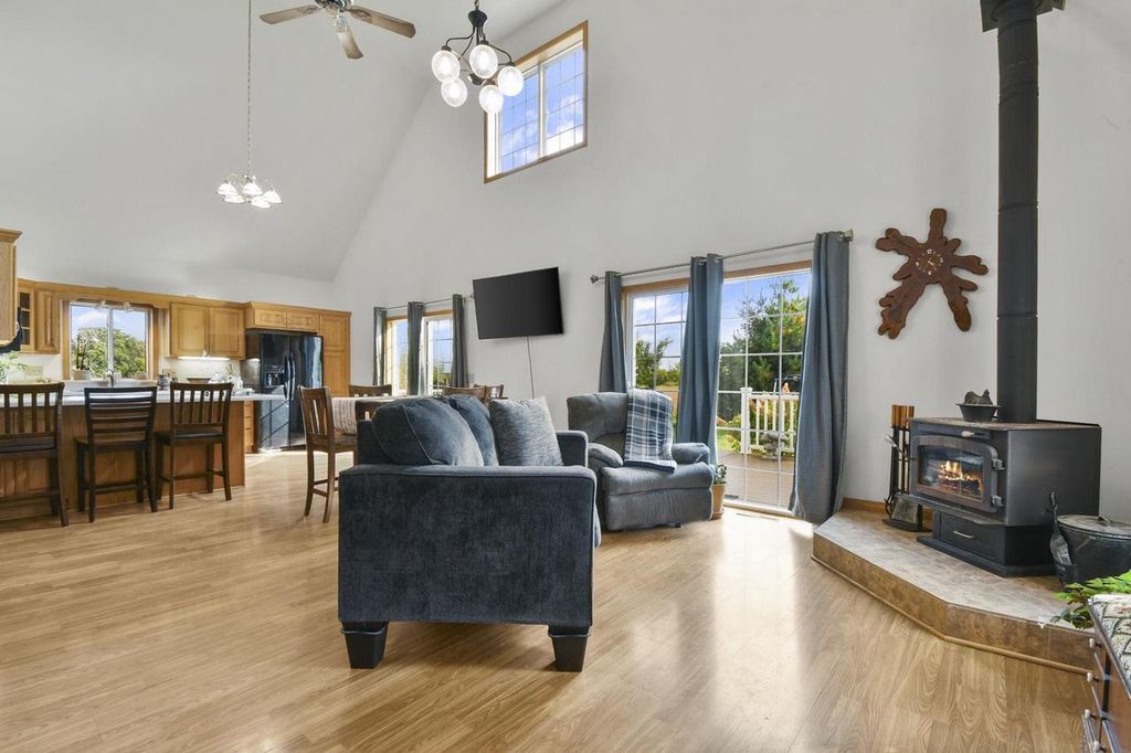 N3240 County Road BB, Columbus, WI 53925