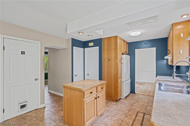 928 Andrews Road, Medina, OH 44256