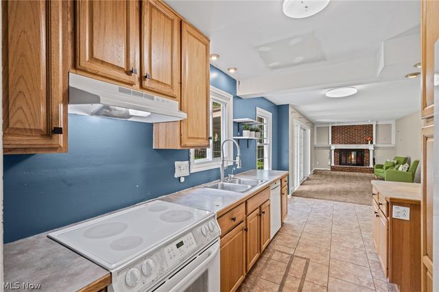 928 Andrews Road, Medina, OH 44256