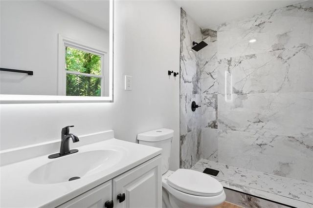 275 Dink Lane SE, Marietta, GA 30060
