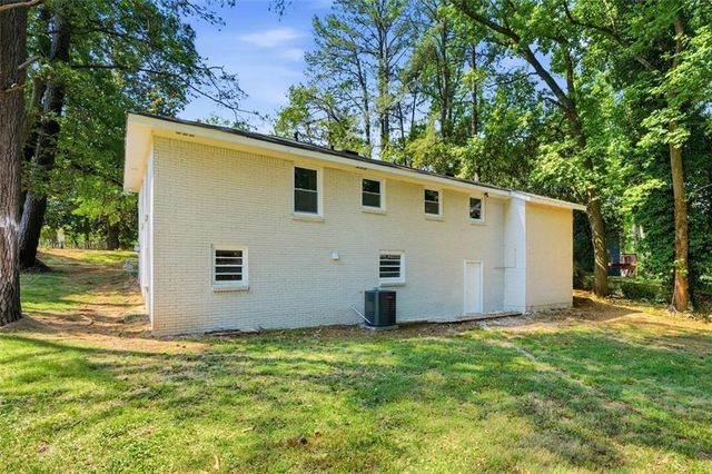 275 Dink Lane SE, Marietta, GA 30060
