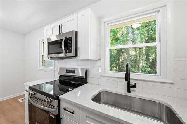 275 Dink Lane SE, Marietta, GA 30060