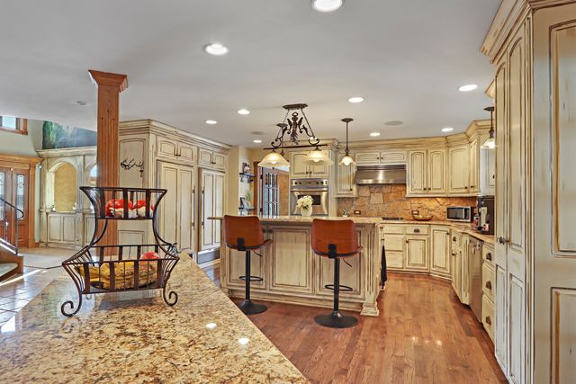 24412 78th Street, Salem, WI 53168