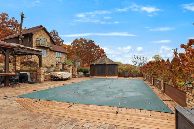 24412 78th Street, Salem, WI 53168