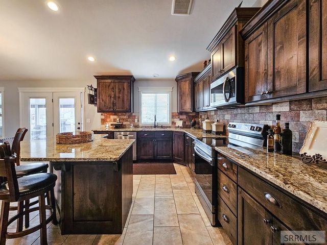 4922 Casa Grande Drive, Ammon, ID 83401