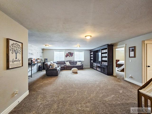 4922 Casa Grande Drive, Ammon, ID 83401