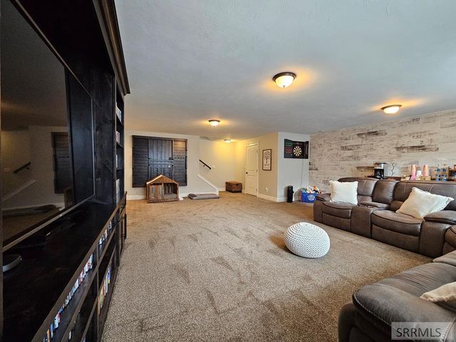 4922 Casa Grande Drive, Ammon, ID 83401