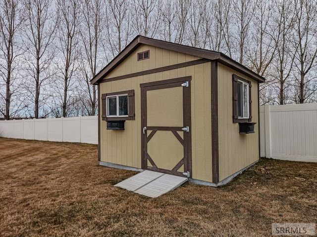 4922 Casa Grande Drive, Ammon, ID 83401