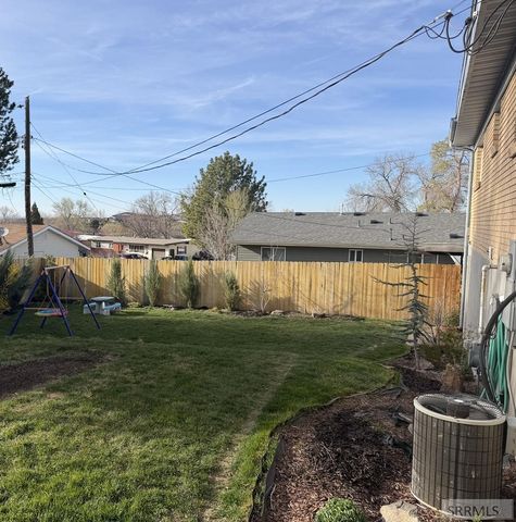 1229 El Rancho Blvd, Pocatello, ID 83201