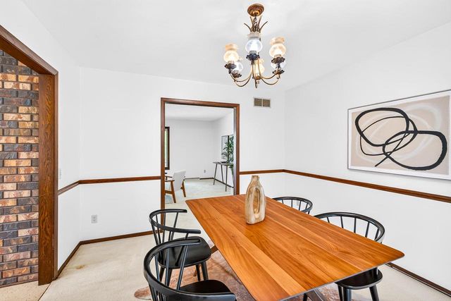 610 Walnut Grove Drive, Madison, WI 53717