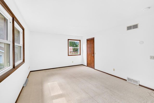 610 Walnut Grove Drive, Madison, WI 53717