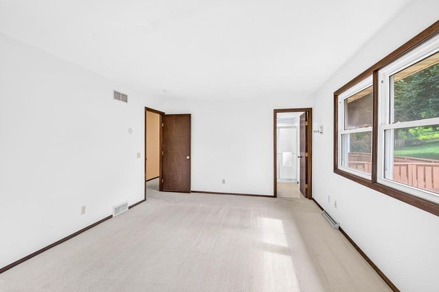 610 Walnut Grove Drive, Madison, WI 53717