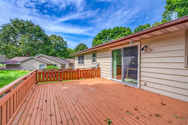 610 Walnut Grove Drive, Madison, WI 53717
