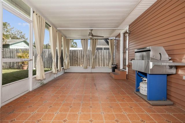 227 W FERN STREET, Tampa, FL 33604