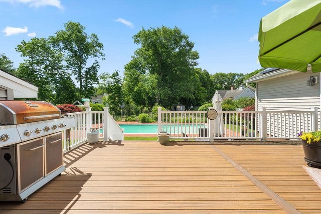 3 Fairway Drive, Greenland, NH 03840