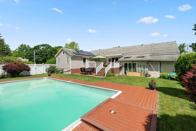 3 Fairway Drive, Greenland, NH 03840