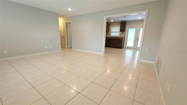 2834 STATE ROAD 590, Clearwater, FL 33759
