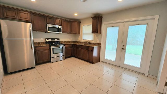 2834 STATE ROAD 590, Clearwater, FL 33759