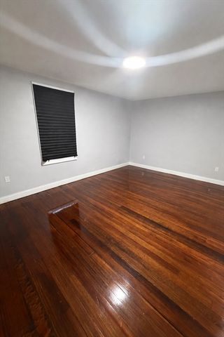 38 Pierpont St 1, Peabody, MA 01960