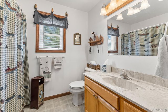 1434 Lake Drive, Grant Township, MI 48748