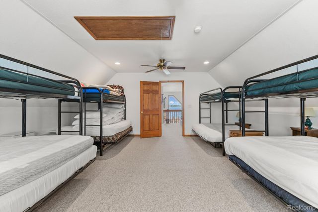 1434 Lake Drive, Grant Township, MI 48748