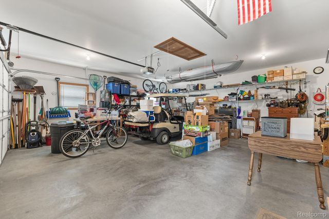 1434 Lake Drive, Grant Township, MI 48748