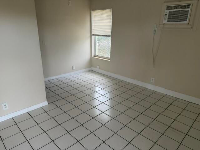 1360 10th Street, West Palm Beach, FL 33401