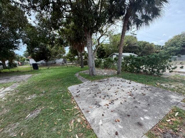1360 10th Street, West Palm Beach, FL 33401