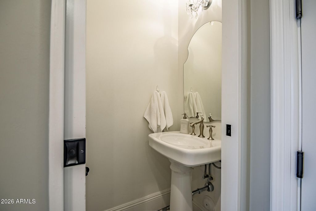 Image 33 of property listing at 2354 E MINTON Street, Mesa, AZ 85213