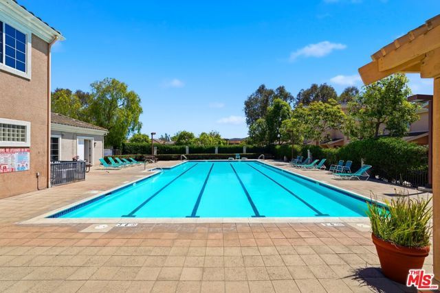 1050 Harbor Heights Drive C, Harbor City (los Angeles), CA 90710