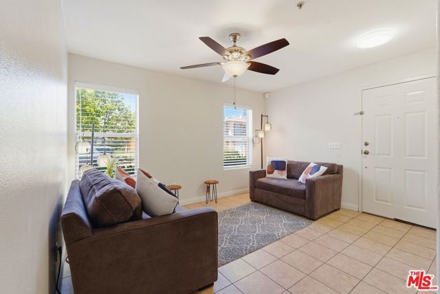 1050 Harbor Heights Drive C, Harbor City (los Angeles), CA 90710