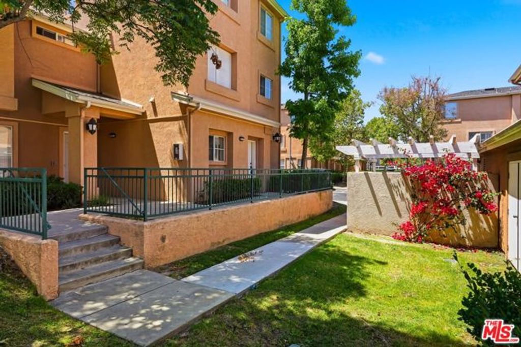 1050 Harbor Heights Drive C, Harbor City (los Angeles), CA 90710