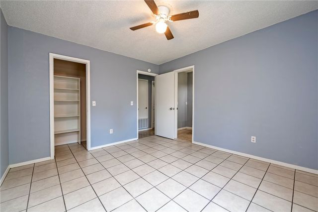 3408 W Olive Street, Rogers, AR 72756