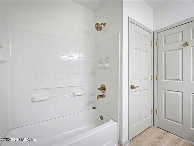 785 OAKLEAF PLANTATION Parkway 914, Orange Park, FL 32065