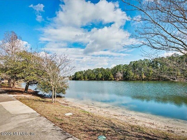 785 OAKLEAF PLANTATION Parkway 914, Orange Park, FL 32065